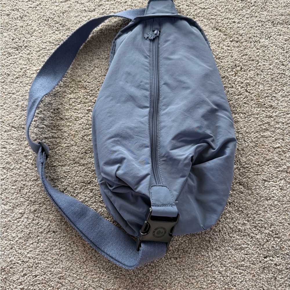 Oak and Reed Sling Bag